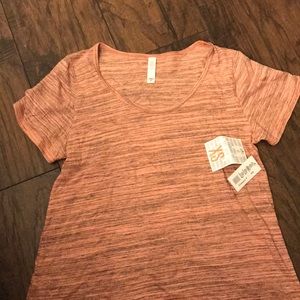 LulaRoe Classic T.